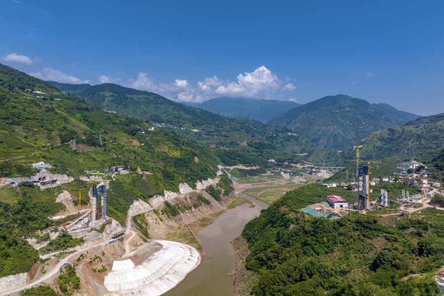 1660701142773552.jpg 建设中的黑水河特大桥.jpg